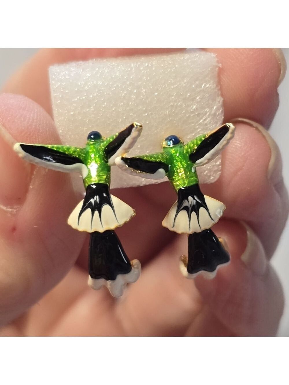 Elegant Green and Black Bird Earrings
